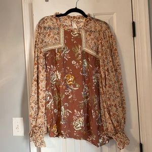 Chic soul floral blouse with puff sleeves